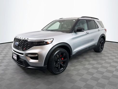 Used 2023 Ford Explorer ST w/ Equipment Group 401A AWD/4WD image 3