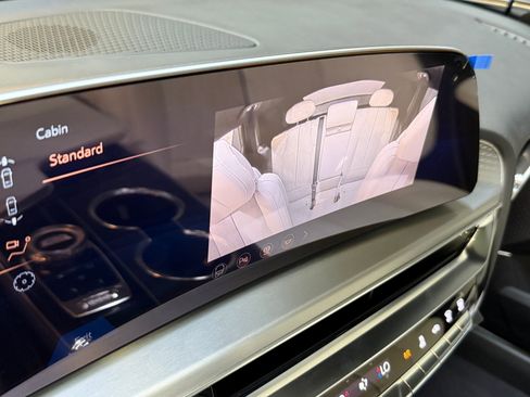 New 2026 Cadillac Lyriq Sport image 33