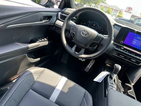 New 2026 Toyota Camry SE FWD image 16