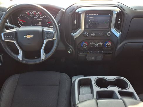 Used 2021 Chevrolet Silverado 1500 LT RWD image 12