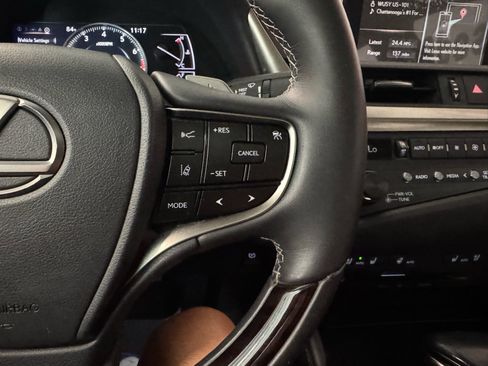 Used 2020 Lexus ES 350 w/ Premium Package FWD image 24