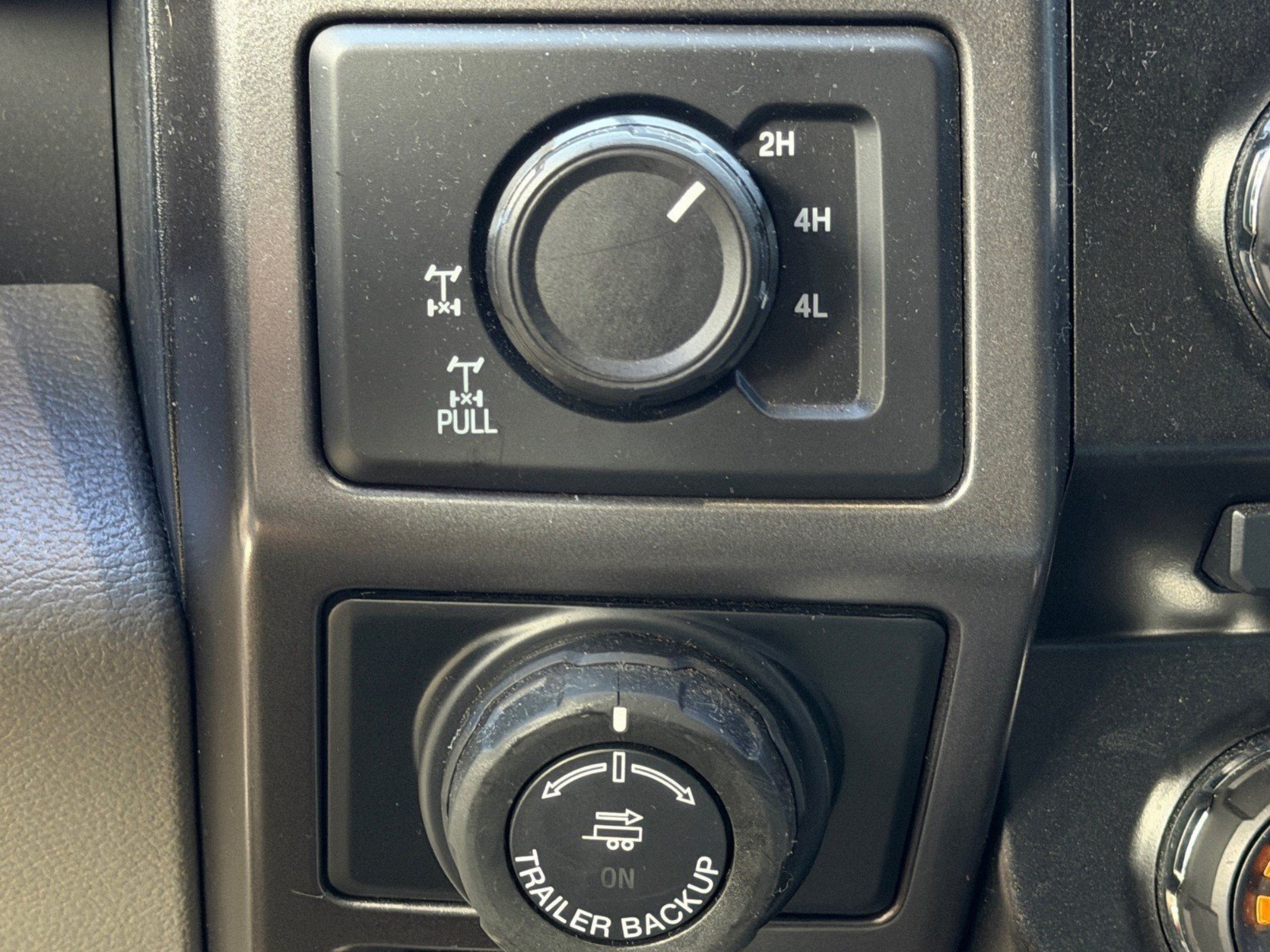 Used 2016 Ford F150 XLT w/ Equipment Group 302A Luxury AWD/4WD image 36