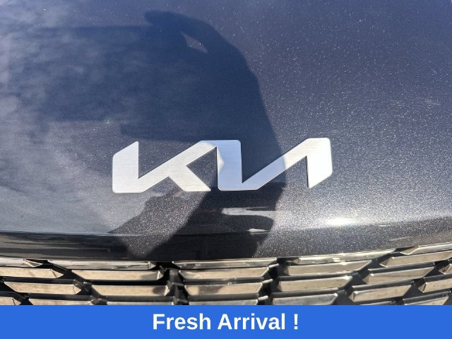 Used 2024 Kia Carnival SX Prestige FWD image 10