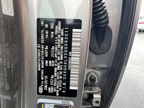 Used 2016 Kia Optima EX w/ Premium Package FWD image 37