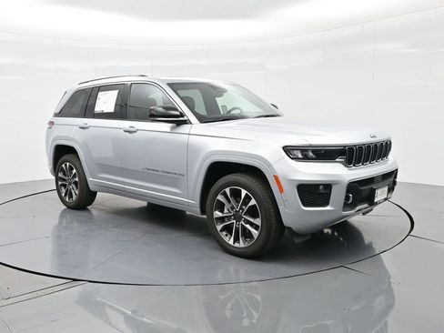 Used 2023 Jeep Grand Cherokee Overland image 58