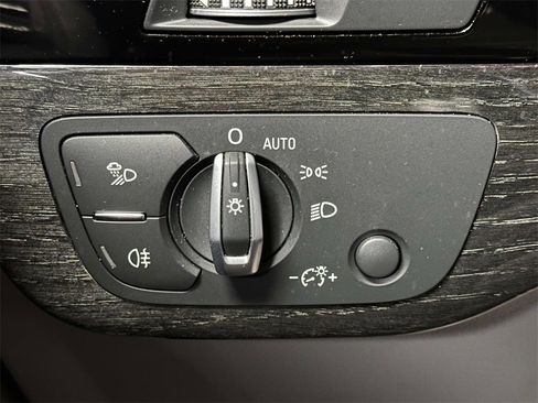 Used 2019 Audi Q7 3.0T Premium Plus w/ Premium Plus Package image 23