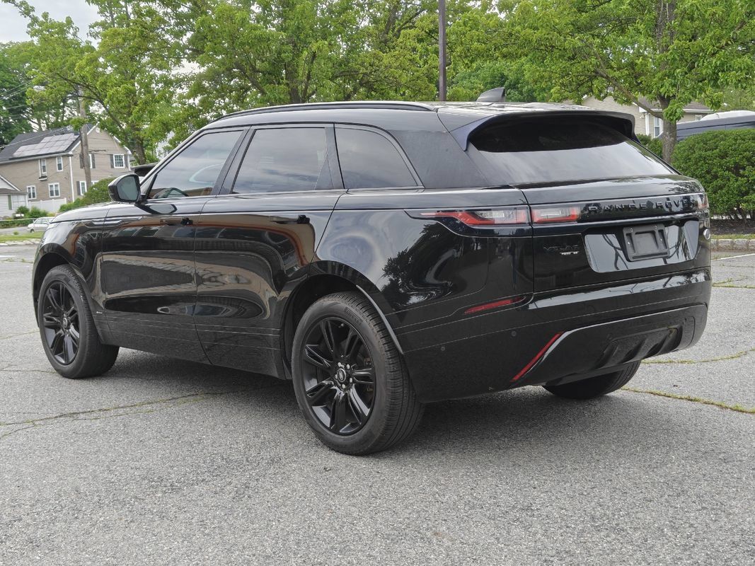 Used 2018 Land Rover Range Rover Velar R-Dynamic SE AWD/4WD image 6