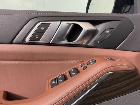 New 2026 BMW X5 sDrive40i w/ M Sport Package image 18