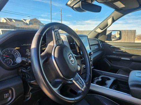 Used 2024 RAM 1500 Laramie image 10