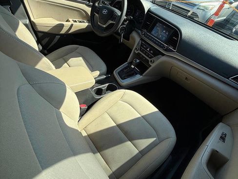 Used 2018 Hyundai Elantra SEL w/ Cargo Package image 39