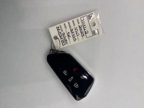 New 2025 Volkswagen Atlas SE image 27