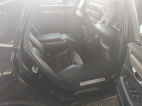 Used 2023 Volvo S90 B6 Plus image 10