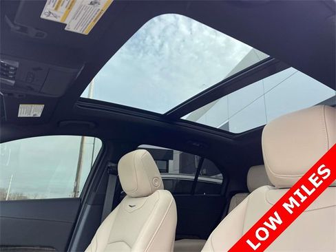 Used 2025 Cadillac XT4 Premium Luxury w/ Cold Weather Package image 8