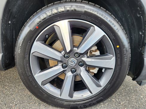 Certified 2023 Honda Pilot Touring image 22