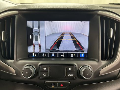 Used 2022 GMC Terrain AT4 w/ Infotainment Package II AWD/4WD image 15