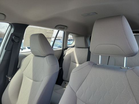 New 2026 Toyota Corolla Cross L image 18