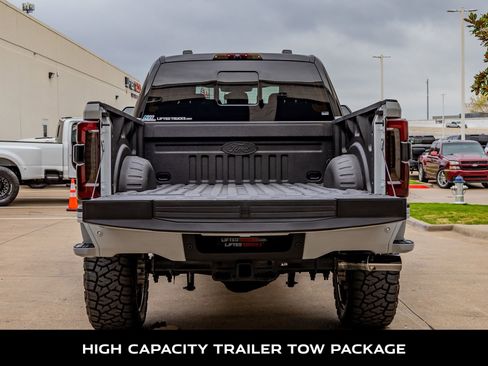 Used 2026 Ford F250 Platinum w/ Platinum Plus Package image 9