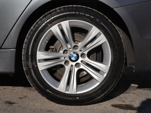 Used 2017 BMW 330i xDrive Sedan image 19