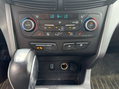 Used 2018 Ford Escape SEL w/ Ford Safe & Smart Package AWD/4WD image 18