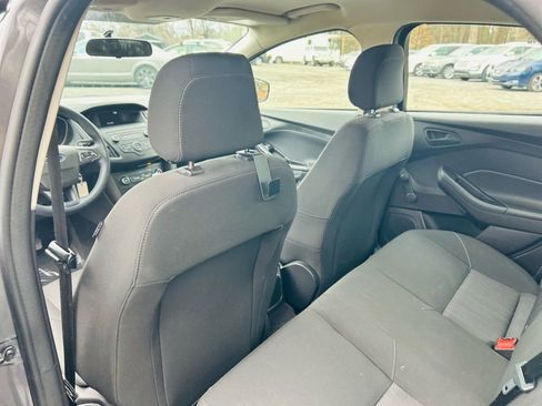 Used 2018 Ford Focus S image 24
