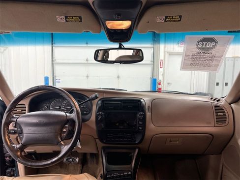 Used 1997 Ford Explorer XL image 10