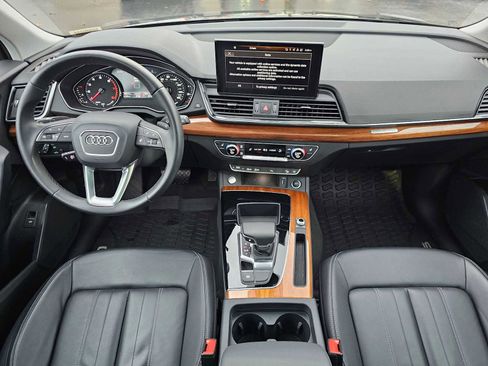 Used 2023 Audi Q5 2.0T Premium w/ Convenience Package image 22