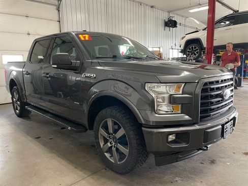 Used 2017 Ford F150 XLT w/ Equipment Group 302A Luxury image 5