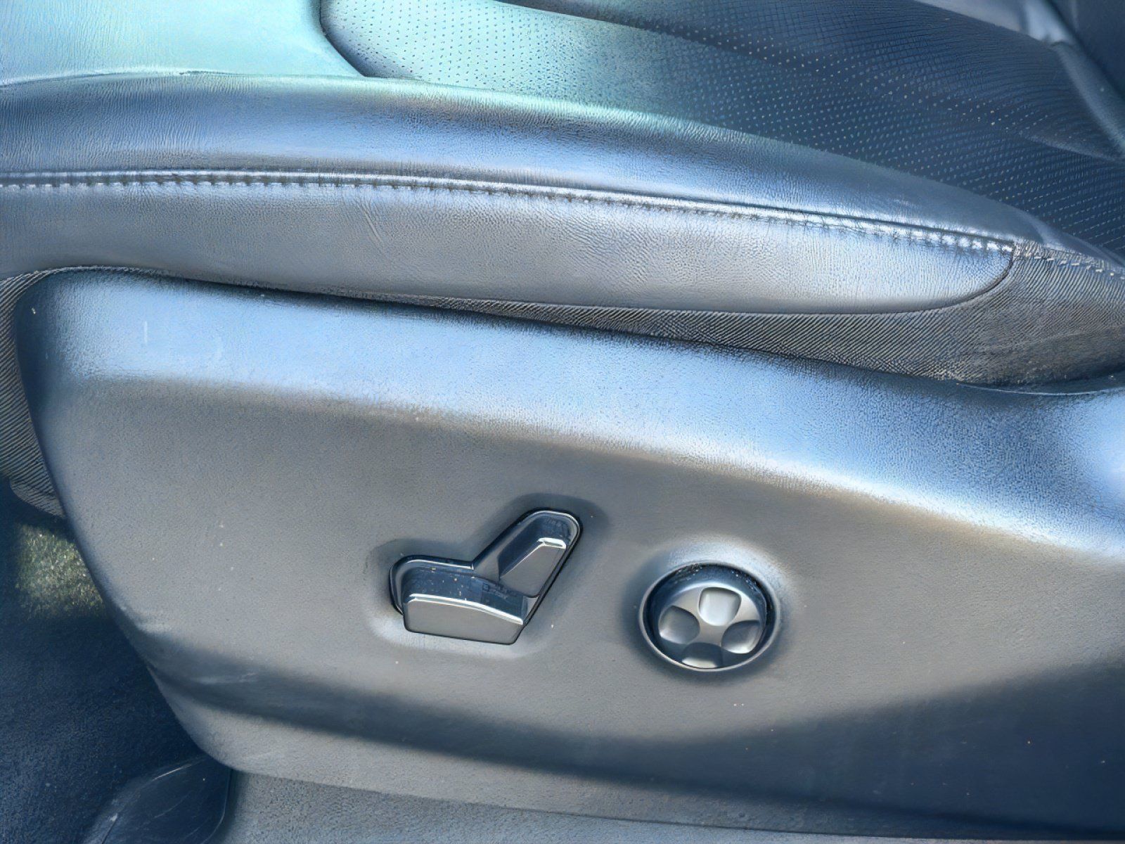 Used 2025 Chrysler Pacifica Select FWD image 22