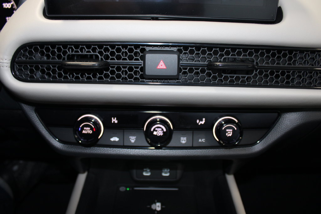 Used 2026 Honda HR-V LX image 15