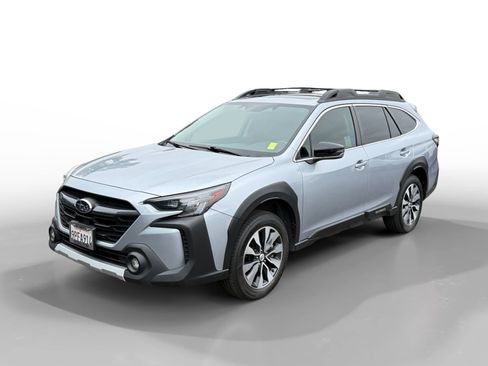 Used 2023 Subaru Outback Limited AWD/4WD image 1