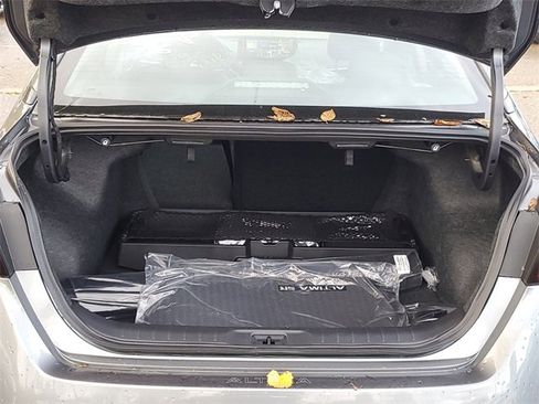 New 2025 Nissan Altima 2.5 SR w/ SR Premium Package image 8