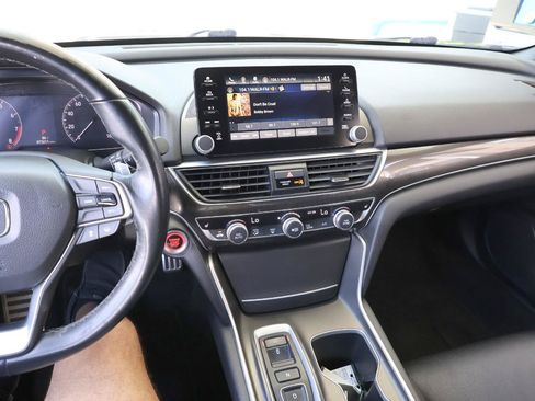 Used 2019 Honda Accord Sport image 43