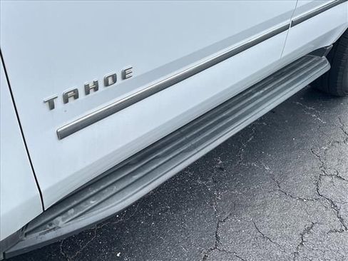 Used 2018 Chevrolet Tahoe LT RWD image 13
