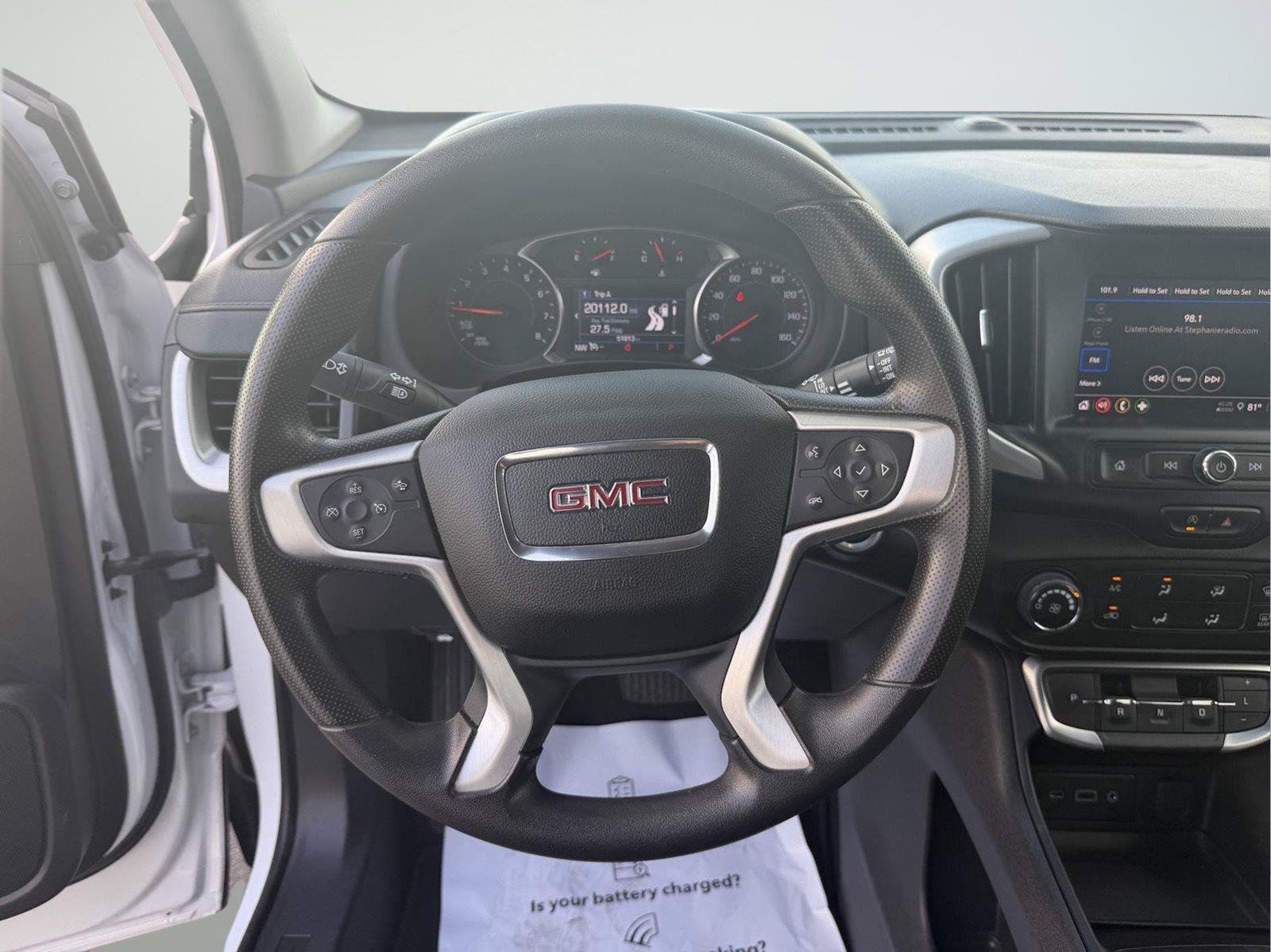 Used 2024 GMC Terrain SLE AWD/4WD image 17