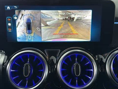 Certified 2026 Mercedes-Benz GLB 35 AMG 4MATIC image 21