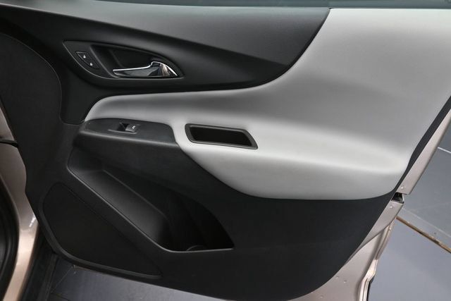 Used 2018 Chevrolet Equinox LT FWD image 32