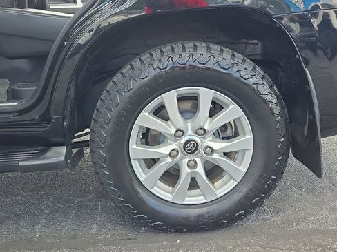 Used 2017 Toyota Land Cruiser AWD/4WD image 35