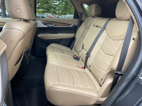 Used 2020 Cadillac XT5 Premium Luxury w/ Platinum Package image 38