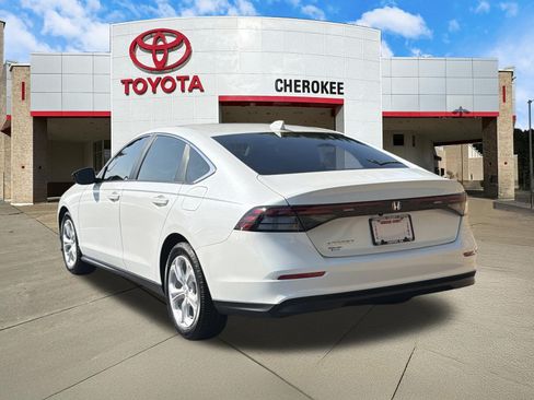 Used 2023 Honda Accord LX image 7