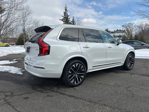 Certified 2025 Volvo XC90 B6 Plus image 9