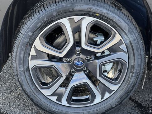 New 2026 Subaru Ascent Limited image 8