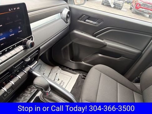 New 2025 Chevrolet Colorado LT w/ Advanced Trailering Package RWD image 30
