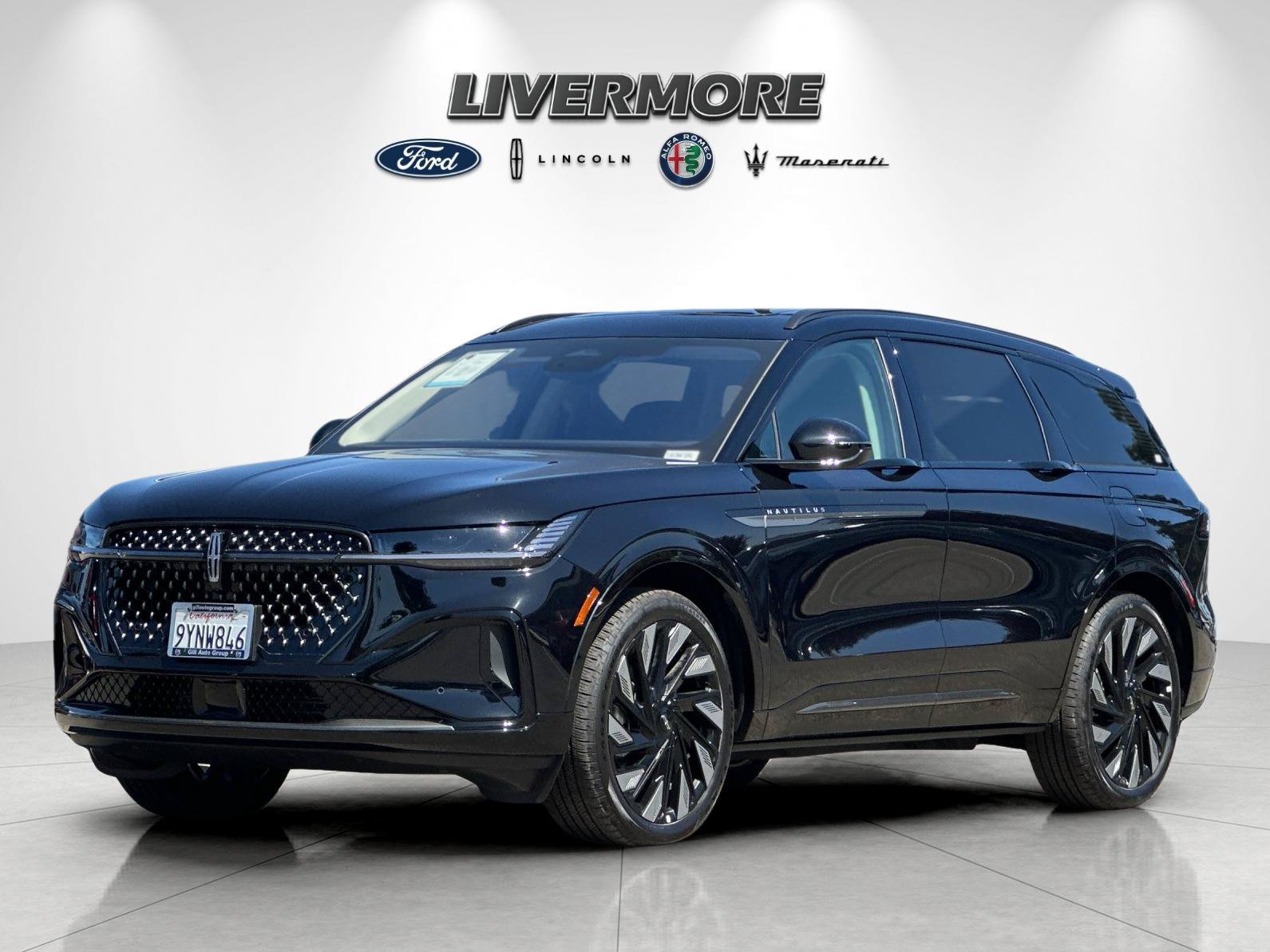 Used 2026 Lincoln Nautilus Reserve w/ Jet Appearance Package AWD/4WD image 7