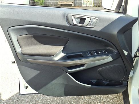 Certified 2022 Ford EcoSport SE w/ SE Convenience Package image 11
