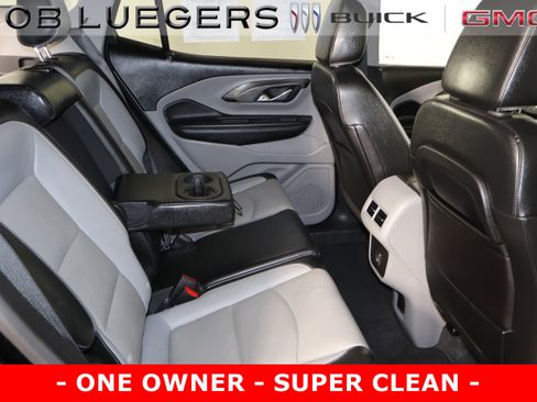 Certified 2024 GMC Terrain SLT image 16