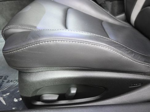 Used 2018 Chevrolet Camaro SS RWD image 22