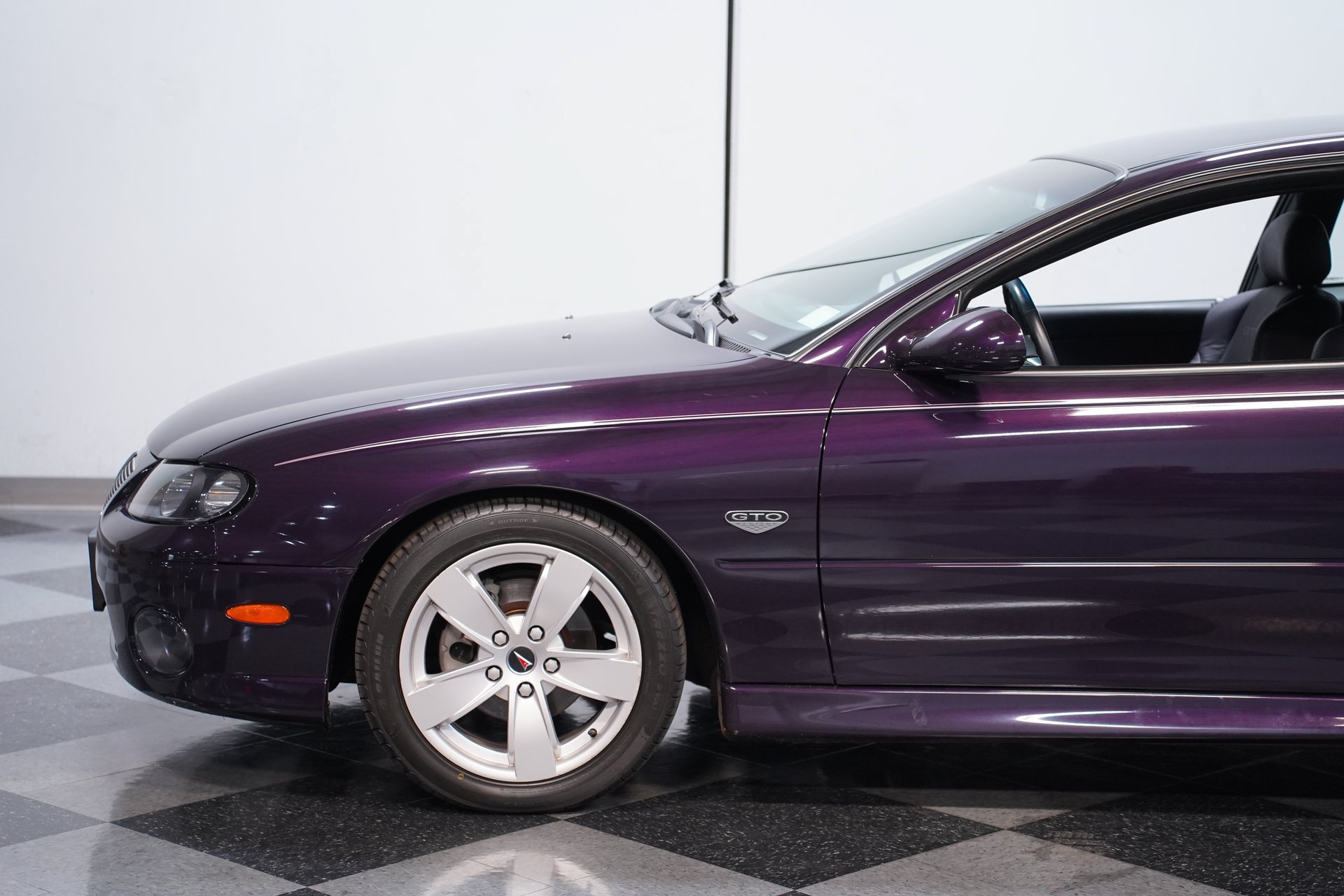 Used 2004 Pontiac GTO RWD image 19