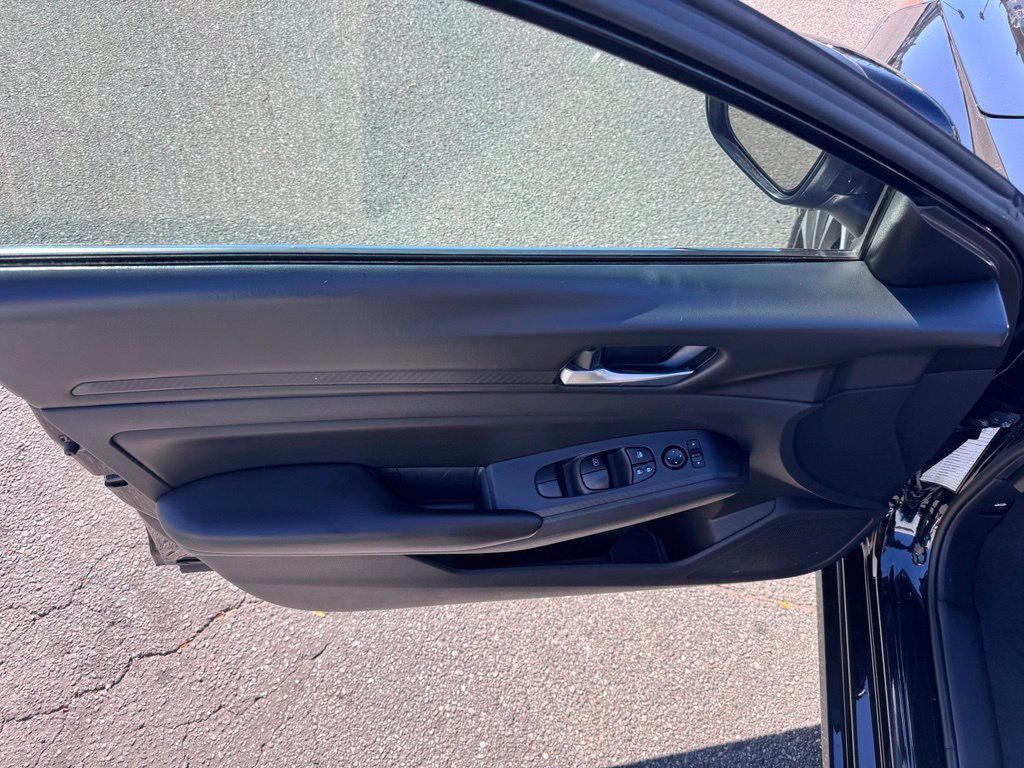 Used 2021 Nissan Altima 2.5 S FWD image 10