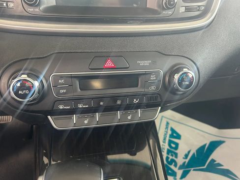 Used 2020 Kia Sorento EX AWD/4WD image 25
