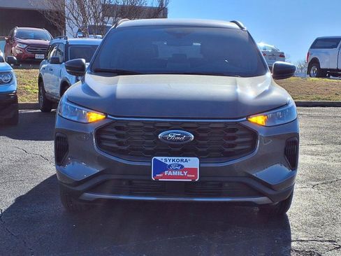 New 2025 Ford Escape ST-Line w/ Equipment Group 301A image 2